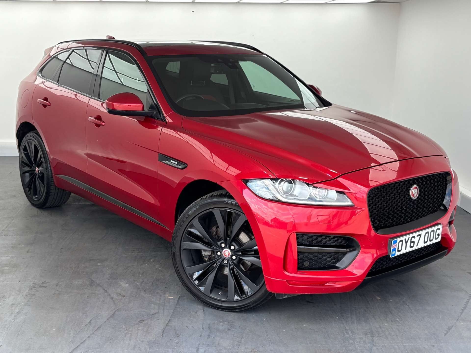 Jaguar F-Pace
