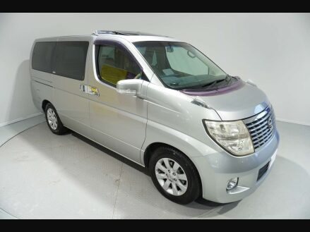 2019 Nissan Elgrand E51 3.5i photo