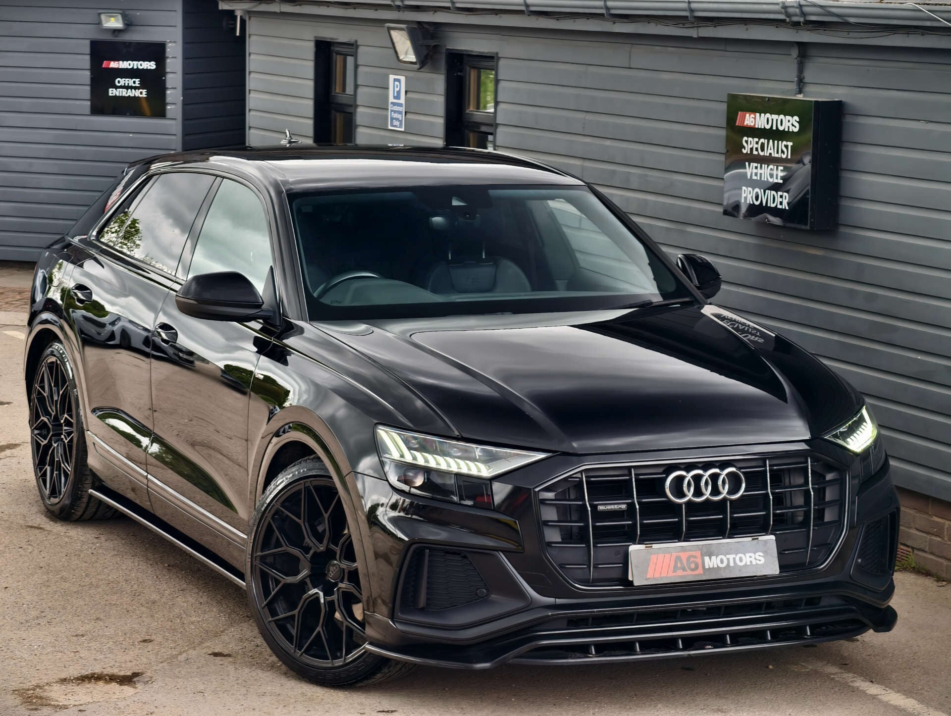 Audi Q8
