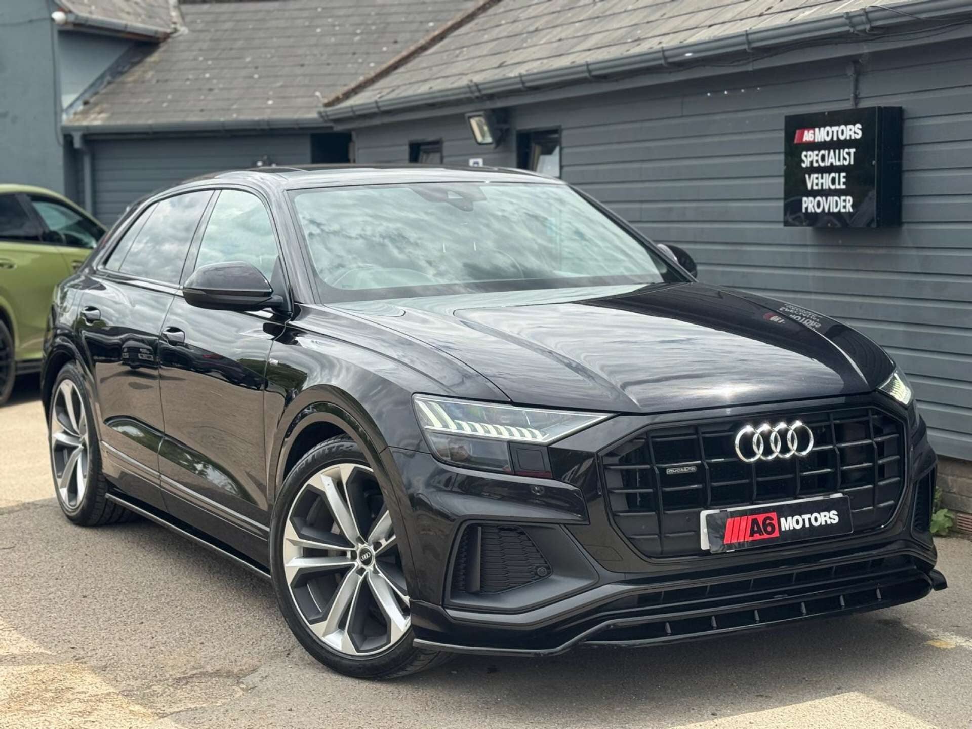 Audi Q8