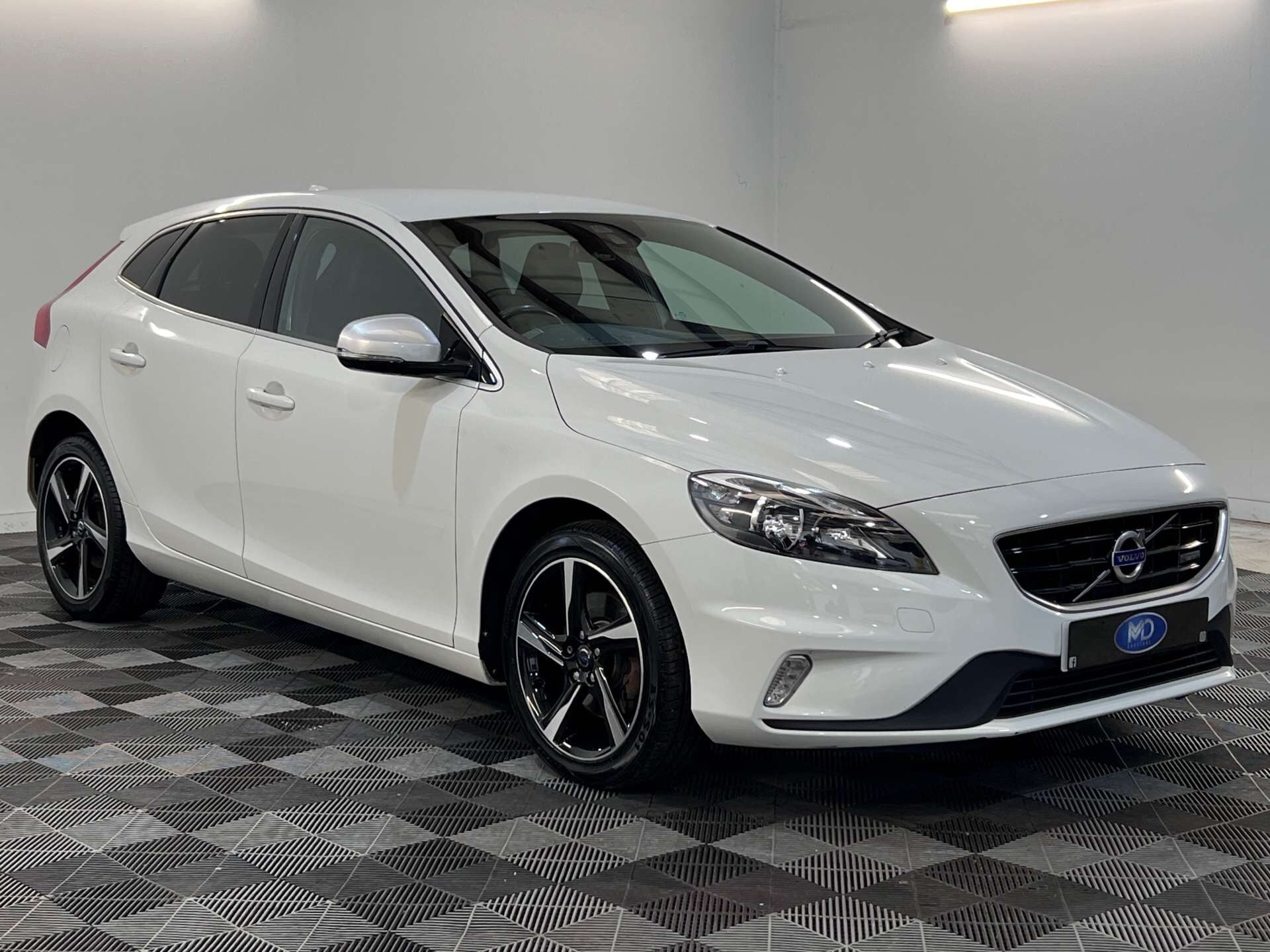Volvo V40