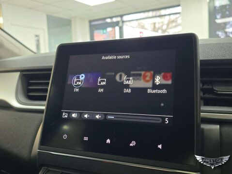 Renault Captur 1.3 TCe Iconic EDC Euro 6 (s/s) 5dr 29