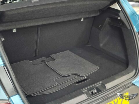 Renault Captur 1.3 TCe Iconic EDC Euro 6 (s/s) 5dr 87