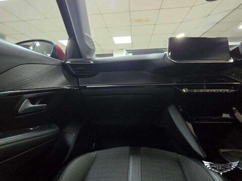 Peugeot 208 1.2 PureTech Allure Premium Hatchback 5dr Petrol Manual Euro 6 (s/s) (100 p 48