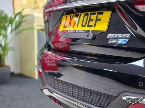 MG MG5 52.5kWh Excite Auto 5dr 17