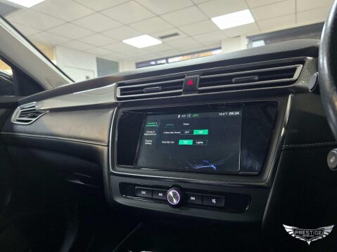 MG MG5 52.5kWh Excite Auto 5dr 70