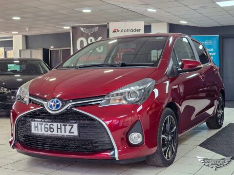 Toyota Yaris 1.5 VVT-h Design E-CVT Euro 6 5dr 36