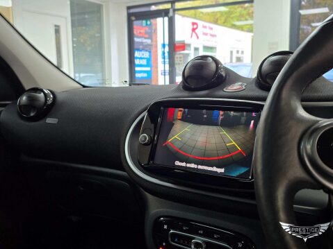 Smart Forfour 17.6kWh Premium Auto 5dr (22kW Charger) 30