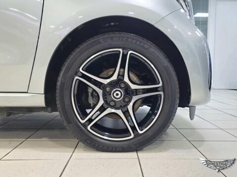 Smart Forfour 17.6kWh Premium Auto 5dr (22kW Charger) 68