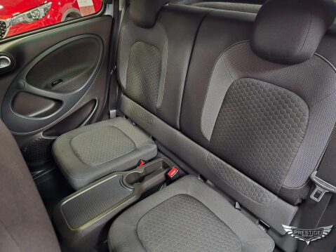 Smart Forfour 17.6kWh Premium Auto 5dr (22kW Charger) 24