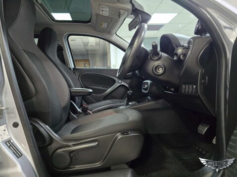 Smart Forfour 17.6kWh Premium Auto 5dr (22kW Charger) 58
