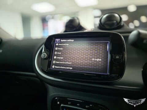 Smart Forfour 17.6kWh Premium Auto 5dr (22kW Charger) 74