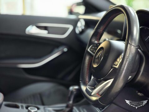 Mercedes-Benz A Class 1.5 A180d AMG Line Euro 6 (s/s) 5dr 51