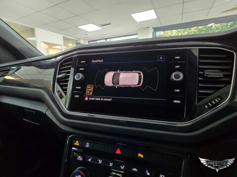 Volkswagen T-Roc 1.6 TDI R-Line Euro 6 (s/s) 5dr 31