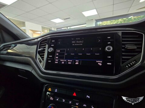 Volkswagen T-Roc 1.6 TDI R-Line Euro 6 (s/s) 5dr 32