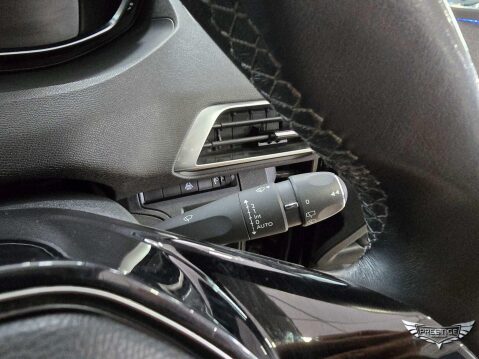 Peugeot 3008 1.5 BlueHDi Allure Premium Euro 6 (s/s) 5dr 61