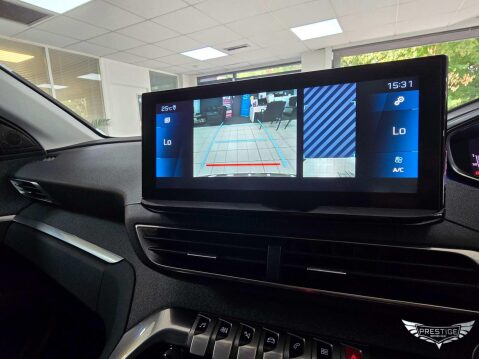 Peugeot 3008 1.5 BlueHDi Allure Premium Euro 6 (s/s) 5dr 28