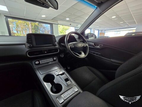 Hyundai KONA 39kWh SE Auto 5dr (10.5kW Charger) 50