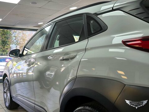Hyundai KONA 39kWh SE Auto 5dr (10.5kW Charger) 64