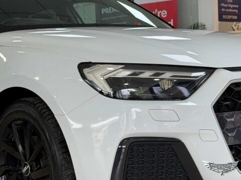 Audi A1 1.0 TFSI 30 Sport Sportback Euro 6 (s/s) 5dr 15