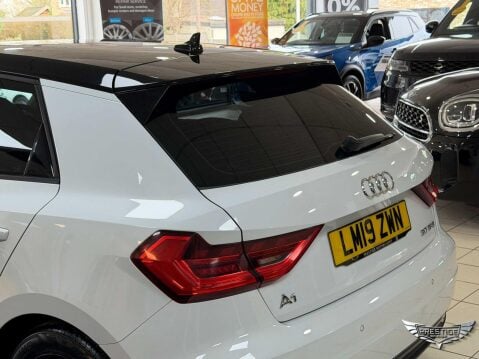 Audi A1 1.0 TFSI 30 Sport Sportback Euro 6 (s/s) 5dr 38
