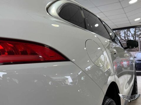 Jaguar F-Pace 2.0 D180 Prestige Auto AWD Euro 6 (s/s) 5dr 68