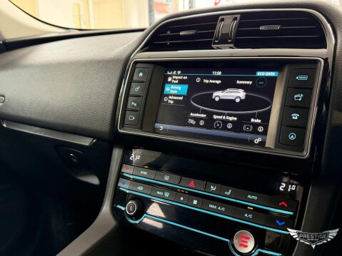 Jaguar F-Pace 2.0 D180 Prestige Auto AWD Euro 6 (s/s) 5dr 79