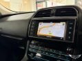 Jaguar F-Pace 2.0 D180 Prestige Auto AWD Euro 6 (s/s) 5dr 29