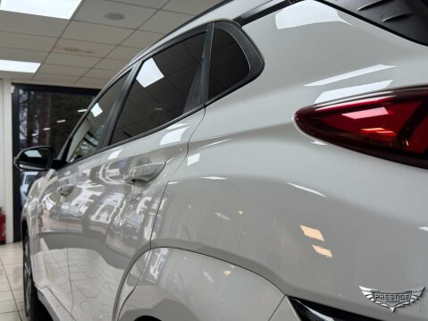 Hyundai KONA 64kWh Premium Auto 5dr (10.5kW Charger) 63