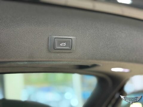 Audi E-Tron 50 Technik Auto quattro 5dr 71.2kWh 44