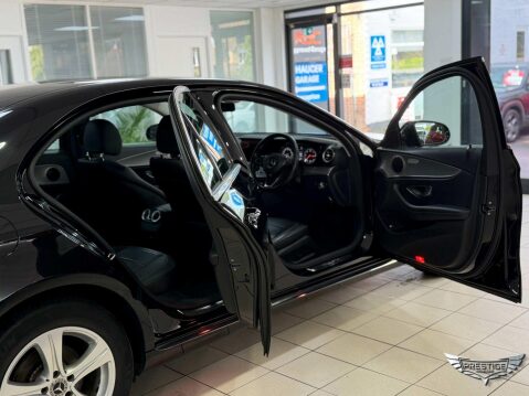 Mercedes-Benz E Class 2.0 E220d SE G-Tronic+ 4MATIC Euro 6 (s/s) 4dr 44