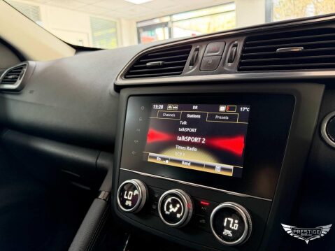 Renault Kadjar 1.3 TCe Iconic Euro 6 (s/s) 5dr 28