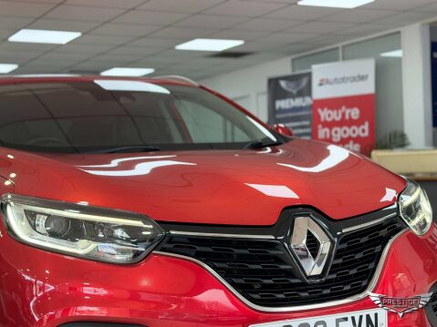 Renault Kadjar 1.3 TCe Iconic Euro 6 (s/s) 5dr 87
