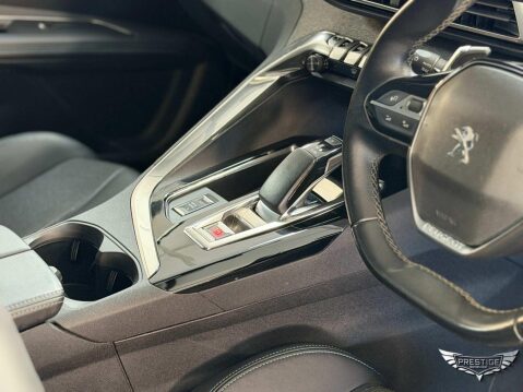 Peugeot 3008 1.6 13.2kWh Allure Premium e-EAT Euro 6 (s/s) 5dr 26