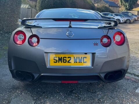 Nissan GT-R 3.8 V6 Premium Edition Coupe 2dr Petrol Auto 4WD Euro 5 (550 ps) 4