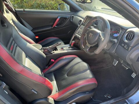 Nissan GT-R 3.8 V6 Premium Edition Coupe 2dr Petrol Auto 4WD Euro 5 (550 ps) 5