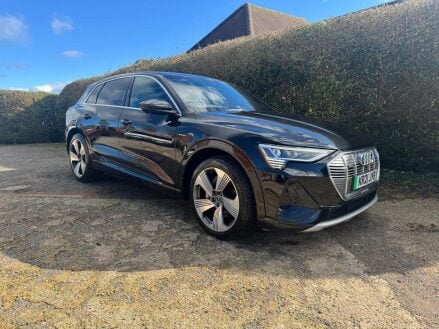 Audi E-Tron QUATTRO S LINE