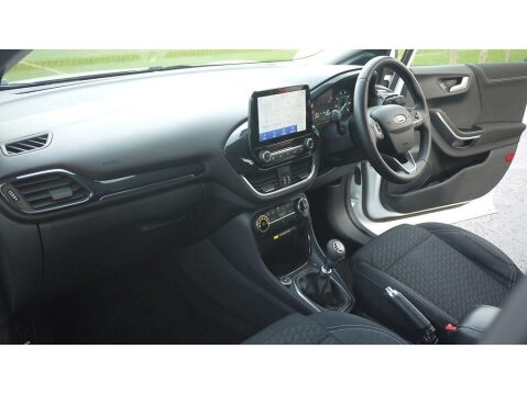 Ford Puma 1.0T EcoBoost MHEV Titanium SUV 5dr Petrol Manual Euro 6 (s/s) (155 ps) 31