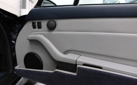 Porsche 993 993 Carrera Coupe - Exquisite Example 22