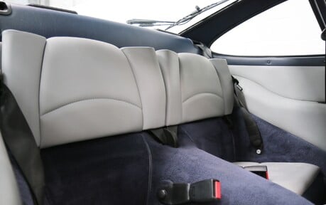 Porsche 993 993 Carrera Coupe - Exquisite Example 29