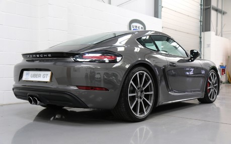 Porsche 718 Cayman S PDK with an Ultimate Specification 6