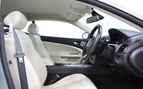 Jaguar XKR Stunning Cherished Example - Only 3 Owners 18