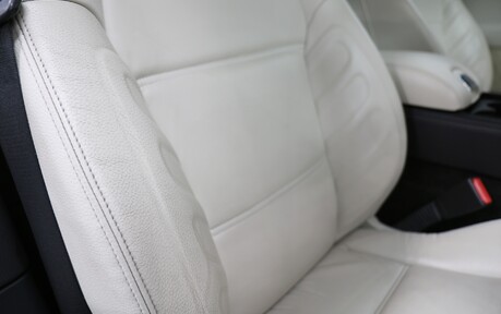 Jaguar XKR Stunning Cherished Example - Only 3 Owners 20