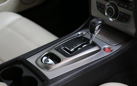 Jaguar XKR Stunning Cherished Example - Only 3 Owners 21