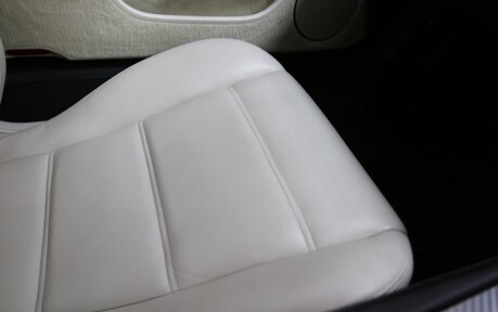 Jaguar XKR Stunning Cherished Example - Only 3 Owners 14