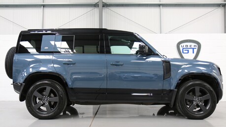 Land Rover Defender 110 D250 x-Dynamic HSE - 1 Owner Video