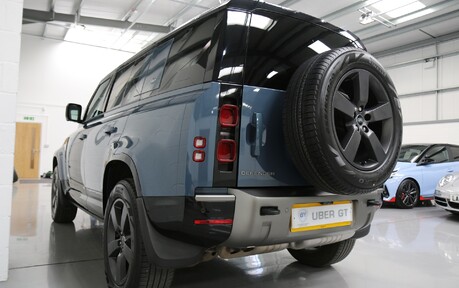 Land Rover Defender 110 D250 x-Dynamic HSE - 1 Owner 3