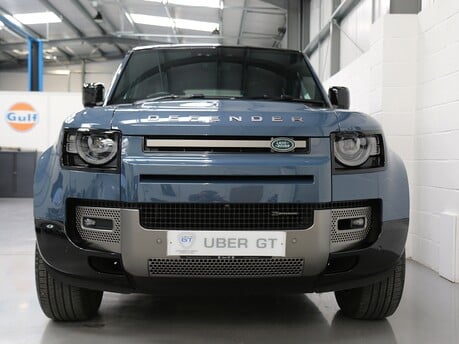 Land Rover Defender 110 D250 x-Dynamic HSE - 1 Owner Service History
