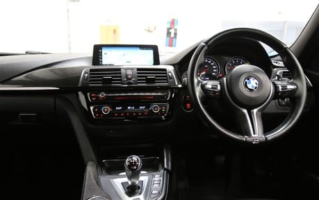 BMW M3 Competition Package - HUD, Reversing Camera and in Gorgeous Condition 25