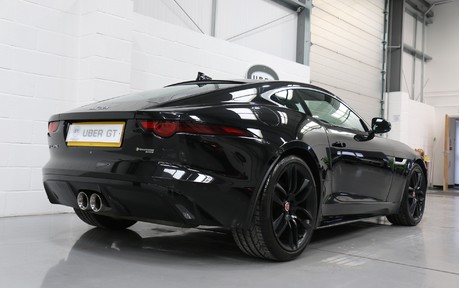 Jaguar F-Type V6 R-Dynamic AWD with a Great Spec and Jaguar Service History 5